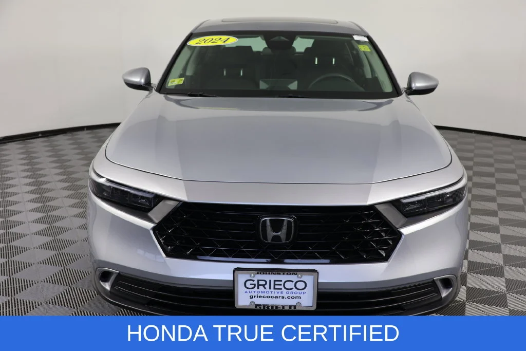 Used 2024 Silver Honda EX image 3