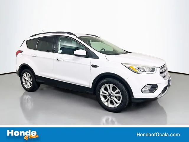 2019 Ford Escape SEL's photo