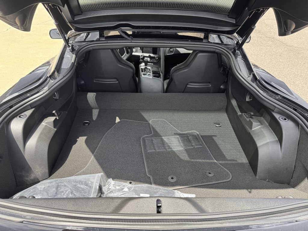Used 2019 Black Chevrolet Grand Sport image 10