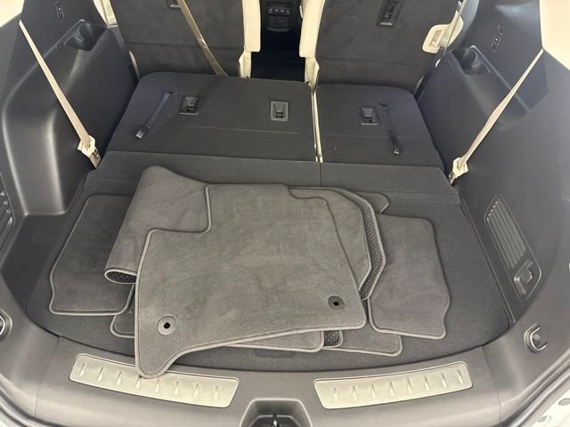Used 2023 White Buick Essence image 33