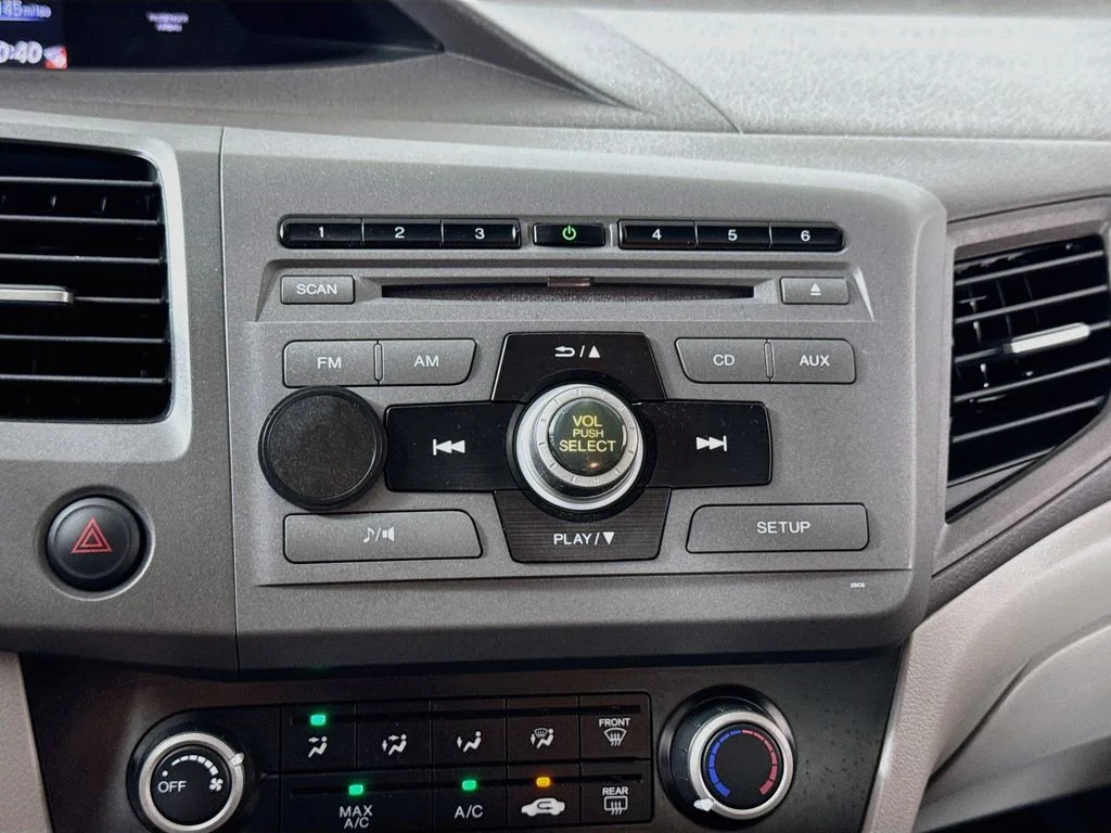 Used 2012 Urban Titanium Metallic Honda LX image 5