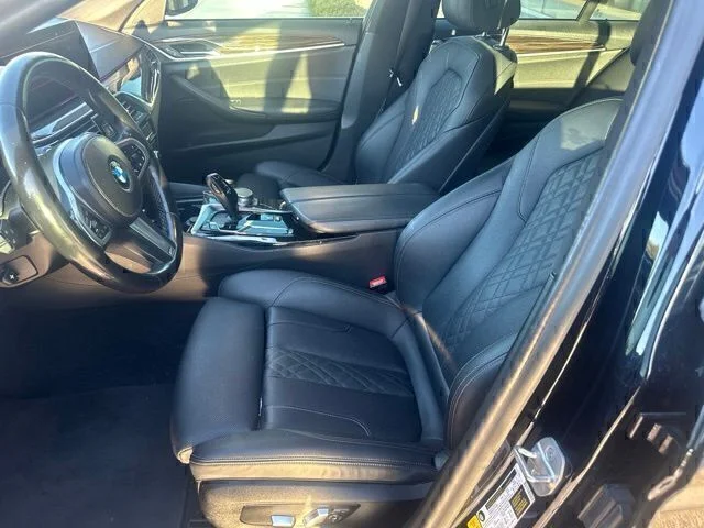 Used 2021 Black BMW 530i image 9