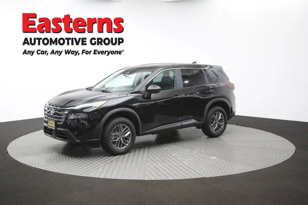 Used 2024 Black Nissan S image 57