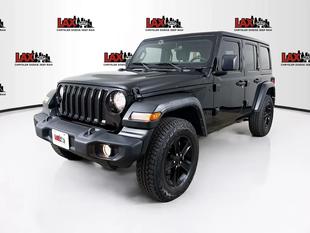 Used 2022 Black Jeep Unlimited Sport Altitude image 3