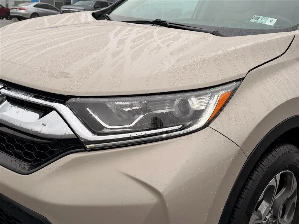 Used 2017  Honda EX image 4
