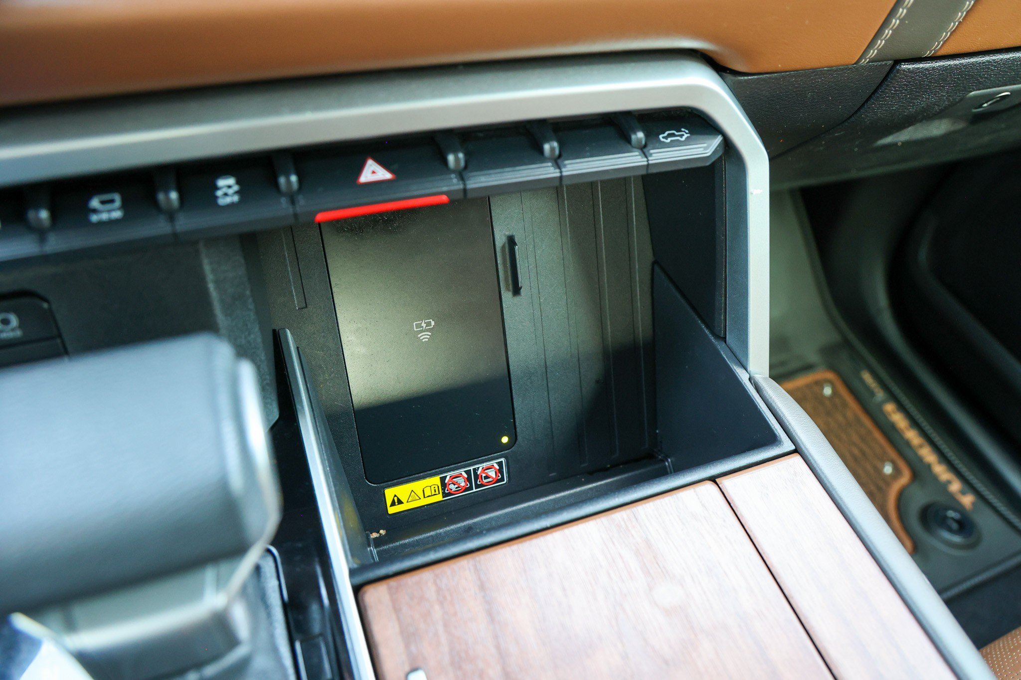 Used 2025 Lunar Rock Toyota 1794 Edition Hybrid image 27