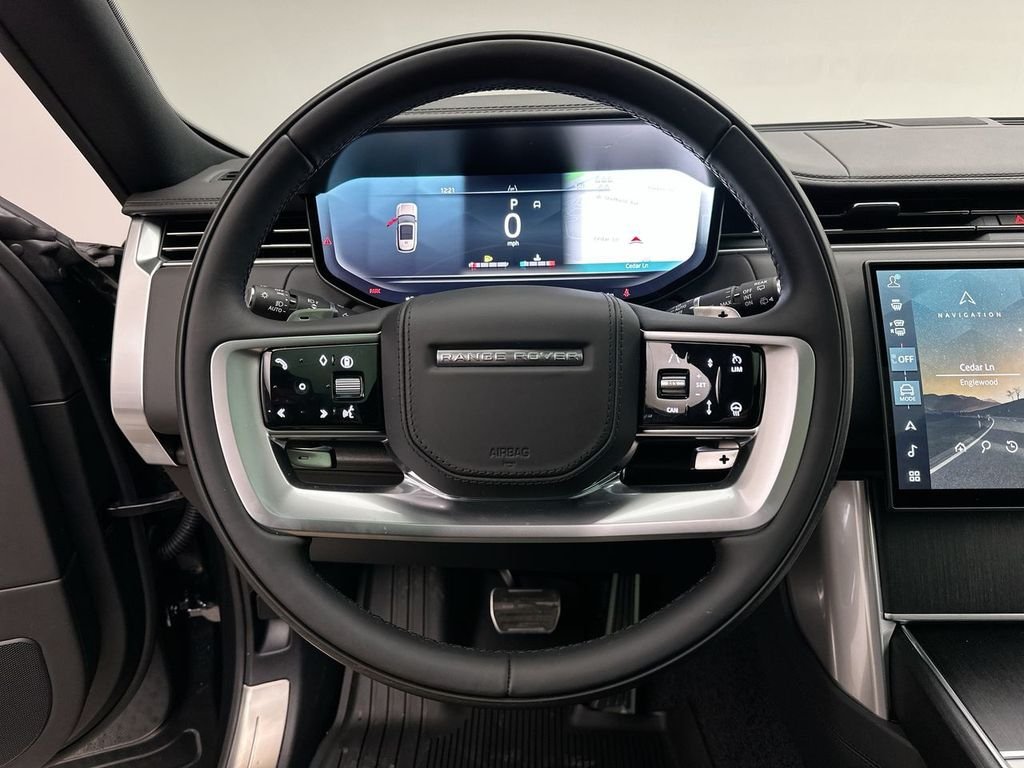 New 2026 Carpathian Gray Premium Metallic Land Rover SE image 30