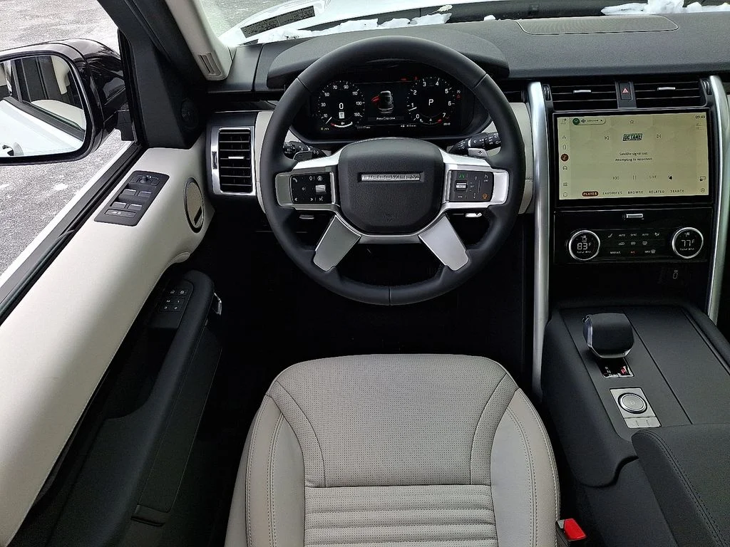 New 2026  Land Rover S image 7