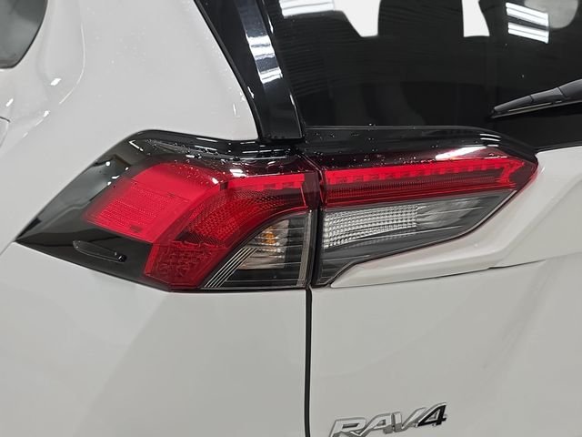 Certified Used 2025 White Toyota XLE image 28
