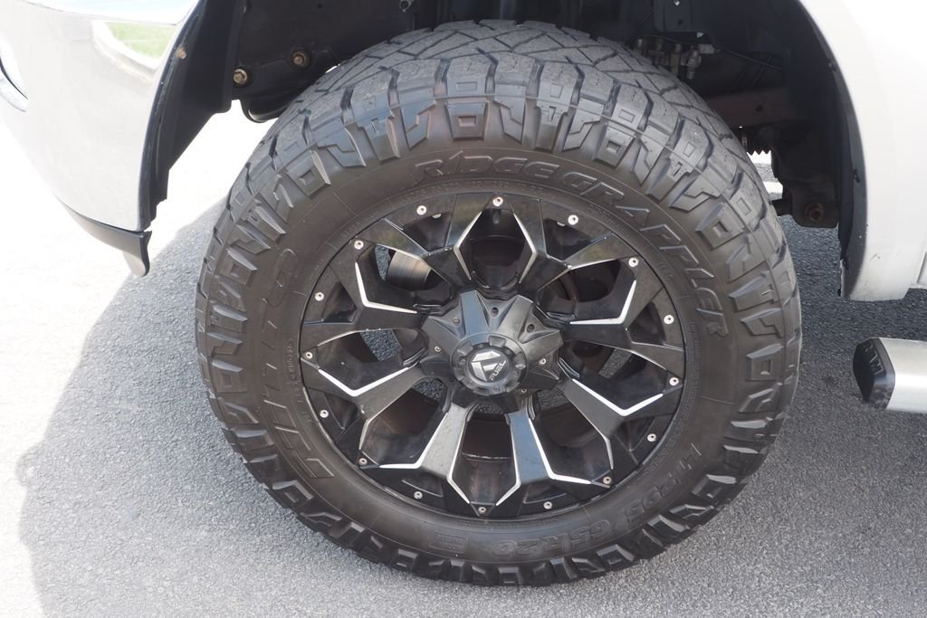 Used 2013 White Ram Laramie image 10