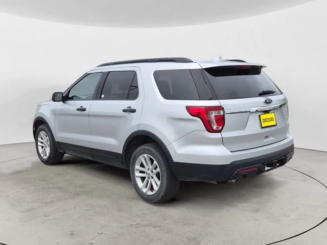 Used 2017 Ingot Silver Ford Base image 7