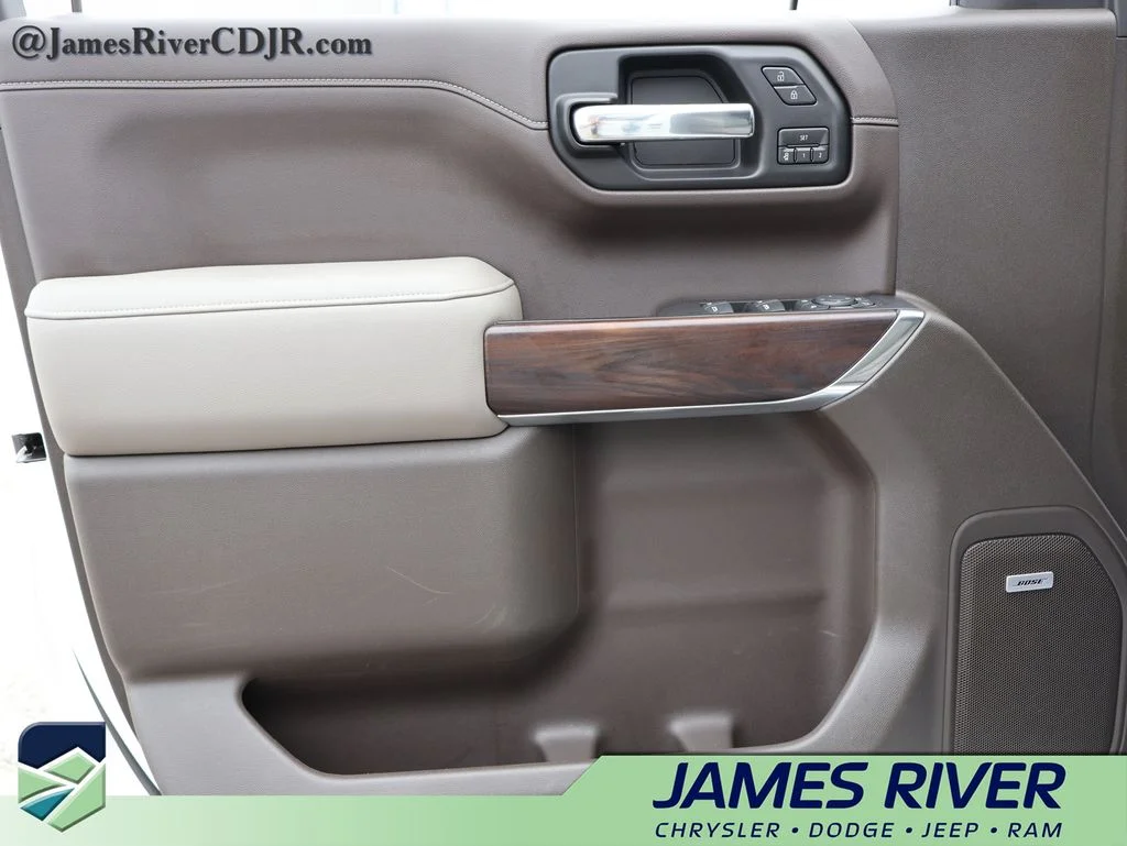 Used 2019 White GMC SLT image 20