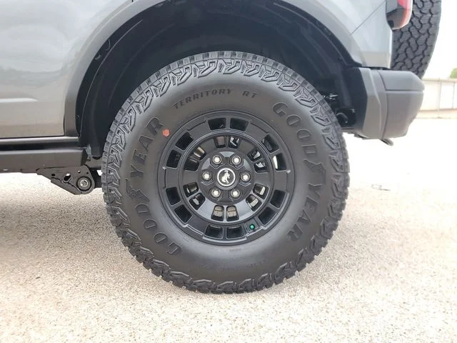 New 2026 Carbonized Gray Metallic Ford Badlands® image 7