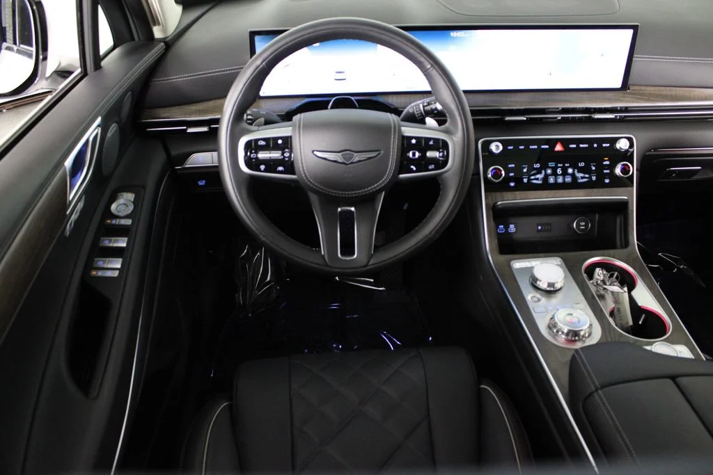 Used 2026 White Genesis 3.5T Prestige image 6