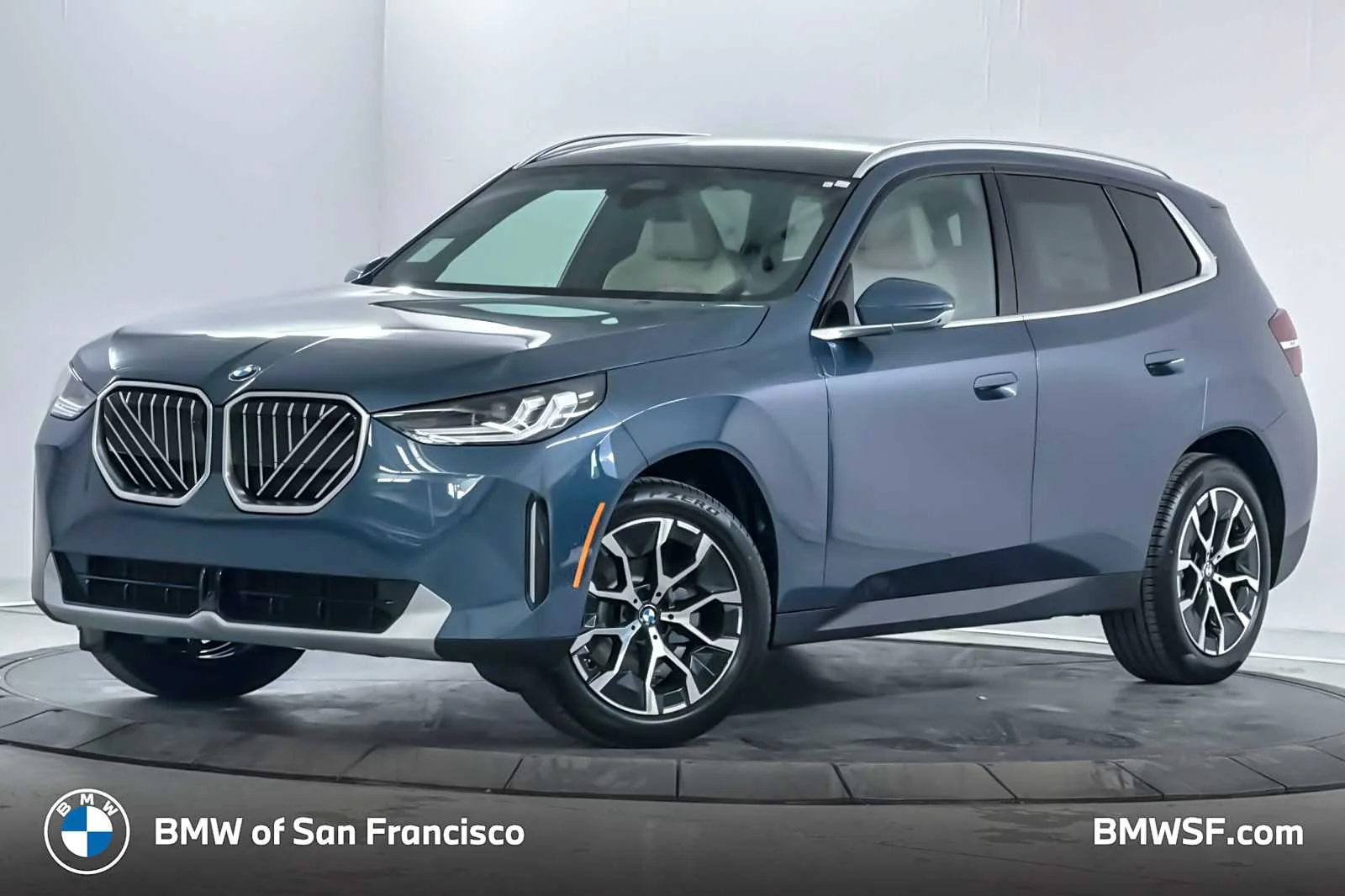2026 BMW X3 30 XDRIVE's photo