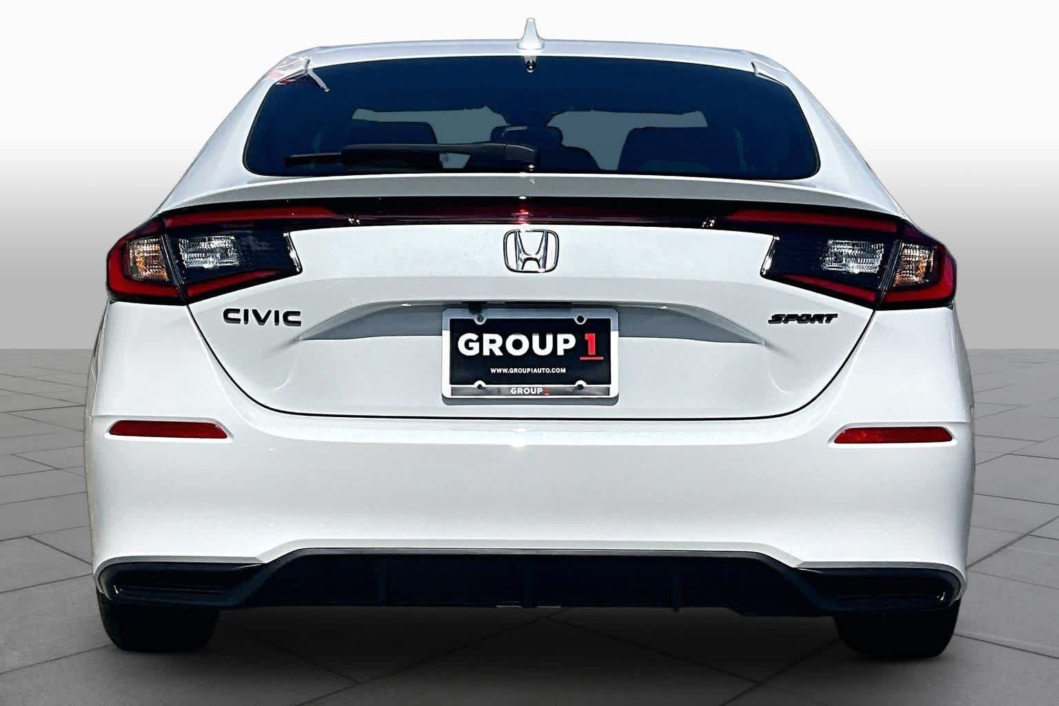 2026 Honda Civic Hatchback Sport - Photo 5