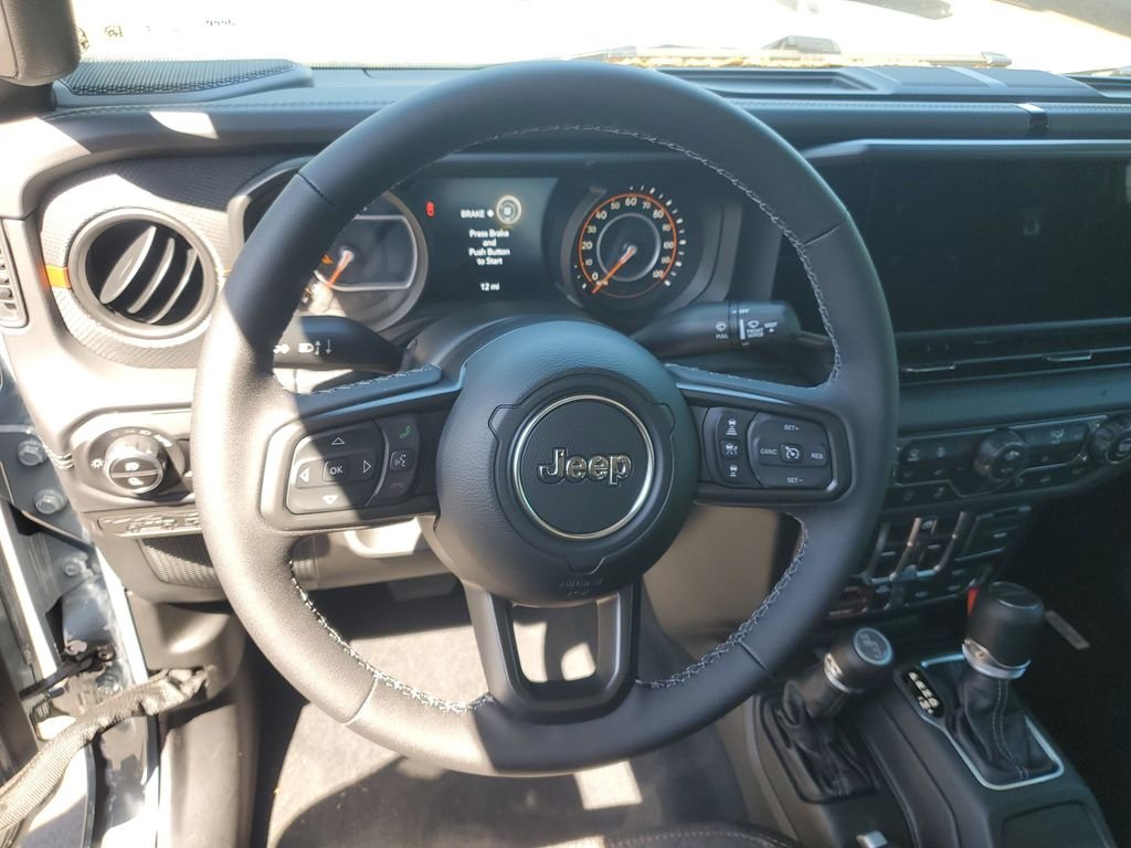 New 2026 Anvil Clear-Coat Exterior Paint Jeep Mojave image 10