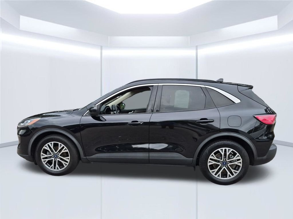 Used 2020 Black Metallic Ford SEL image 2