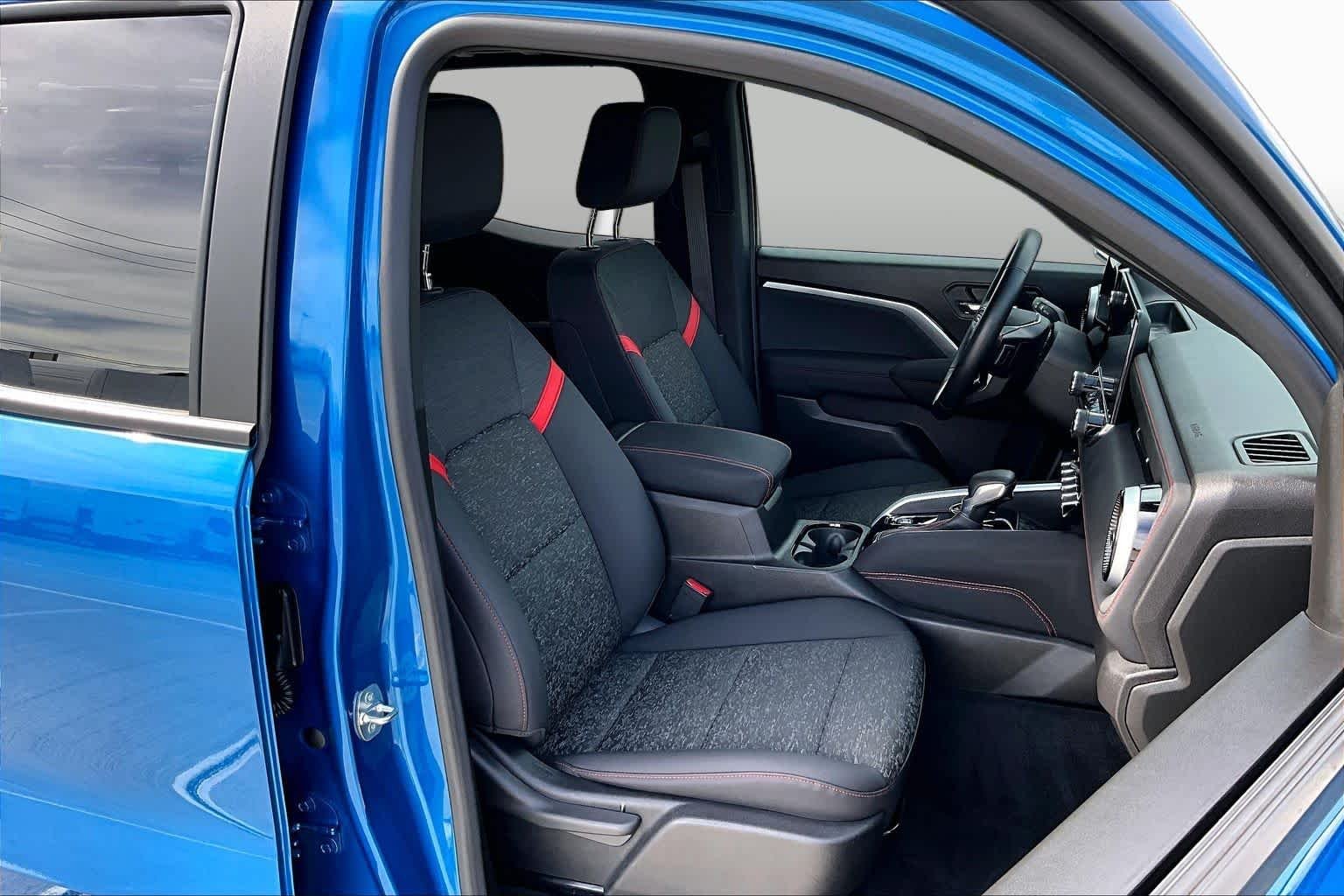 Used 2023 Glacier Blue Metallic Chevrolet 4WD Z71 image 9