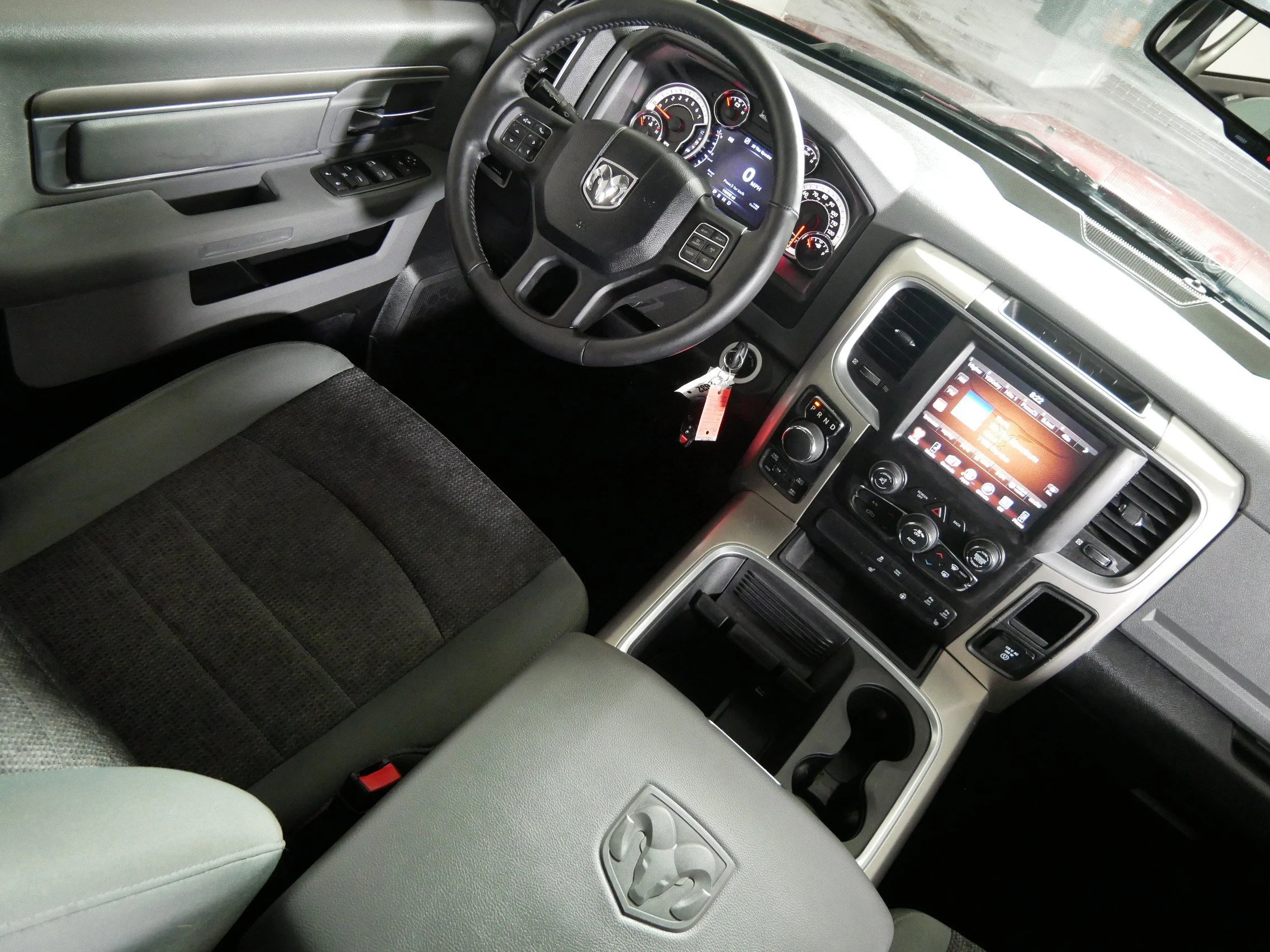 Used 2017 Delmonico Red Pearlcoat Ram Big Horn image 9