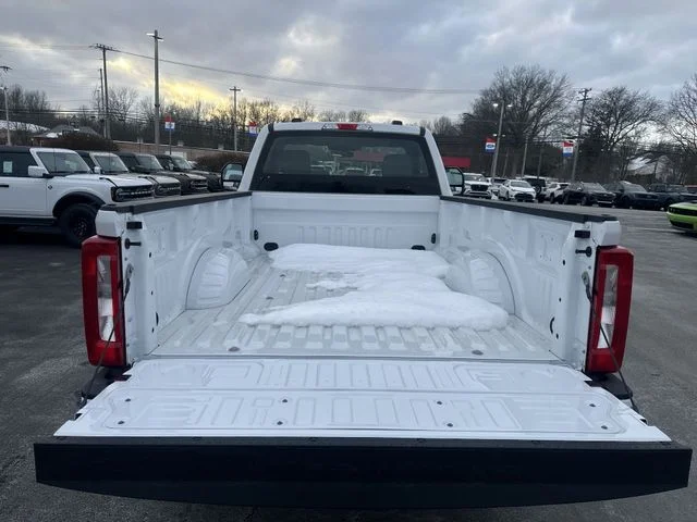 New 2026 Oxford White Ford F-350® XL image 19