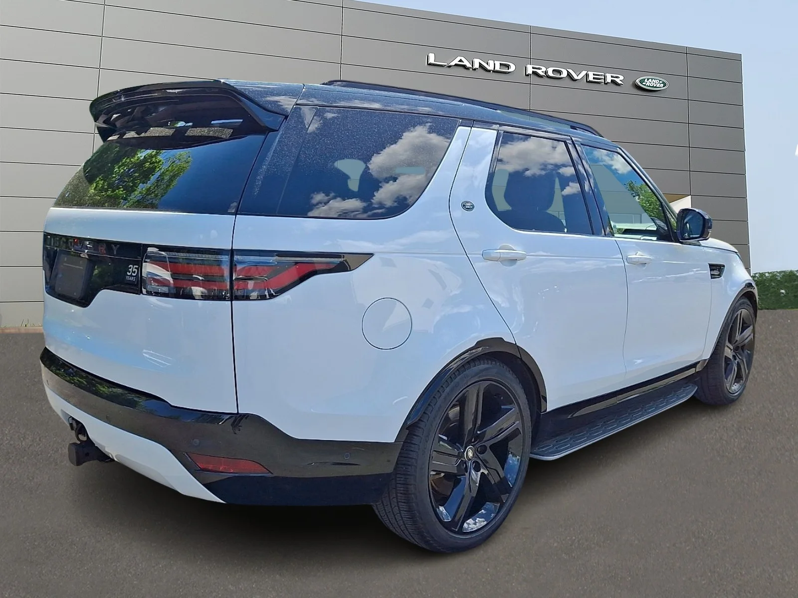 Certified Used 2025 Fuji White - 1AA Land Rover P360 Dynamic SE image 2