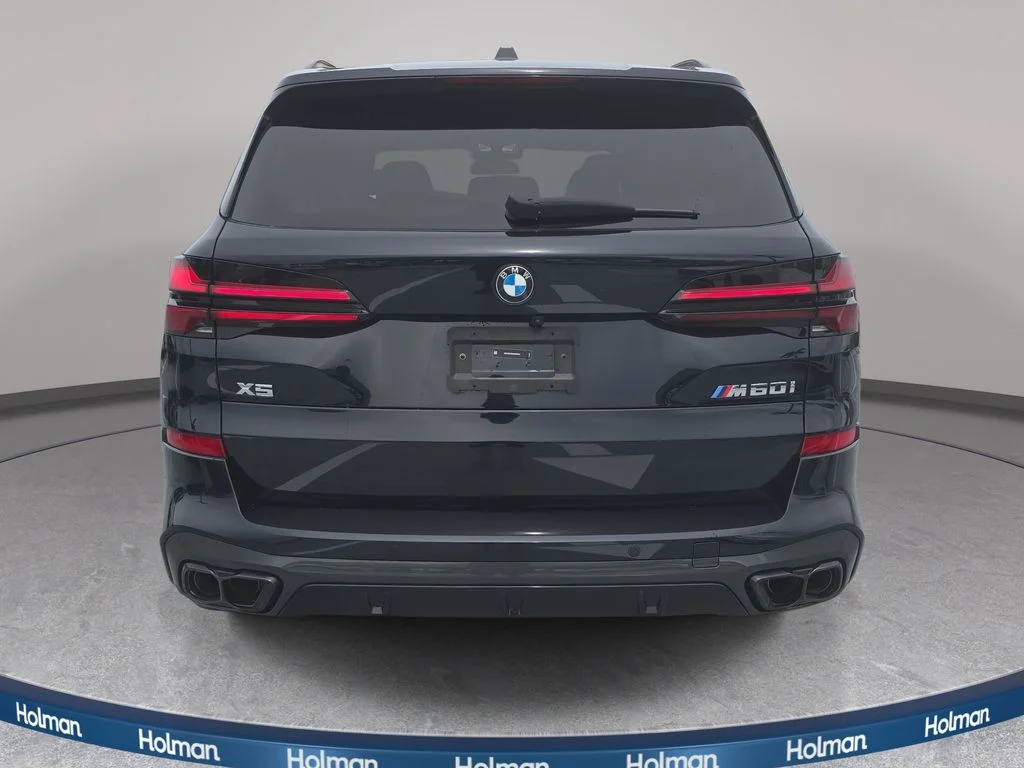 Used 2025 Black BMW M60i image 7