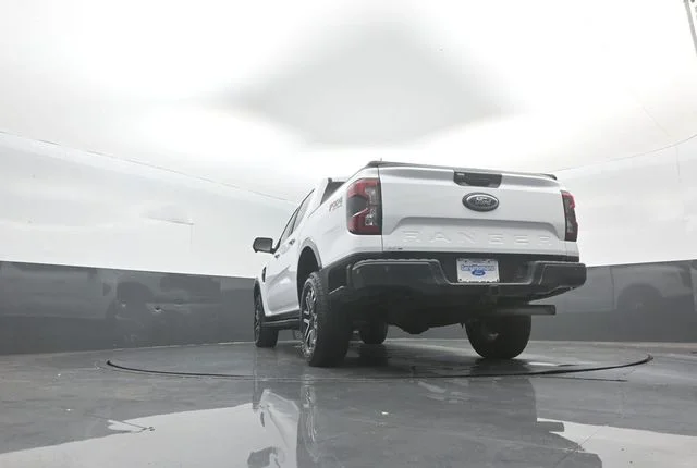 Used 2024 White Ford Lariat image 33
