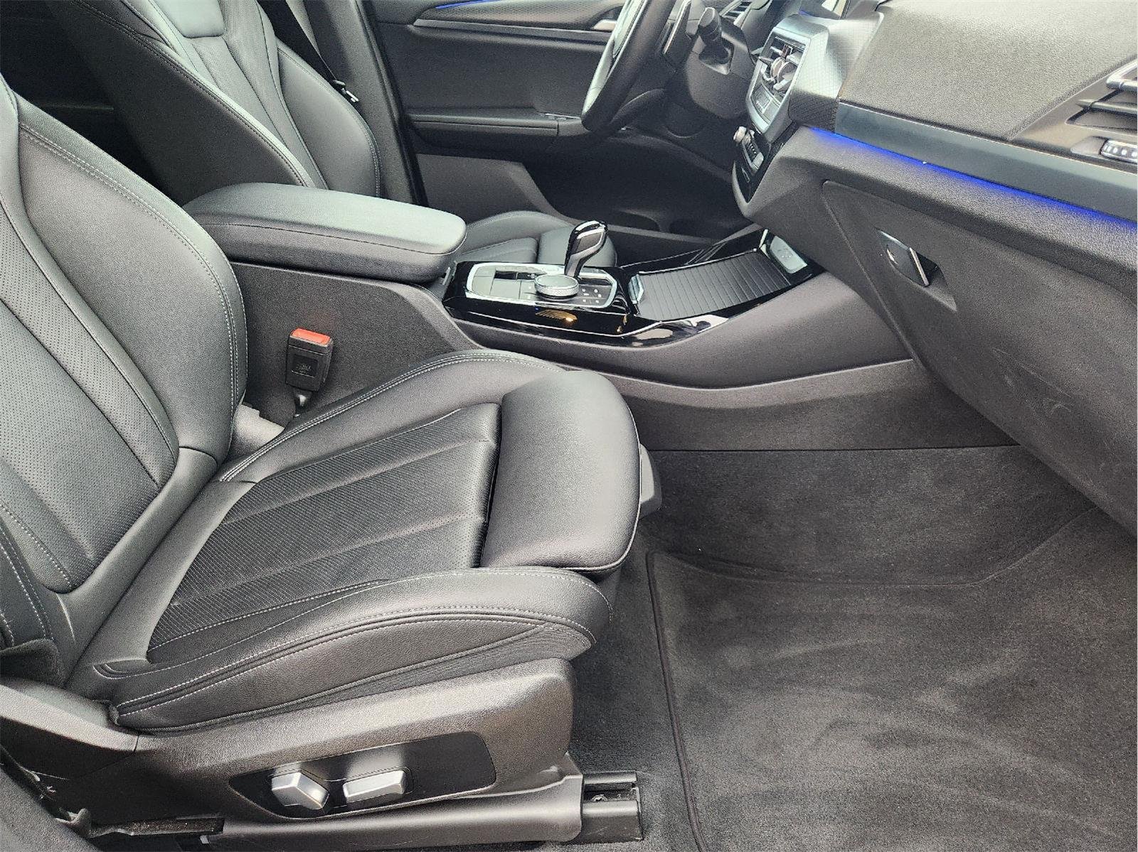 Used 2022 Brooklyn Grey Metallic BMW sDrive30i image 13
