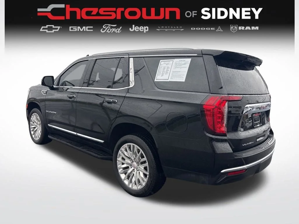 Used 2023 Black GMC SLT image 3