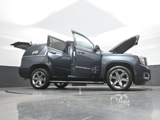 2020 GMC Yukon Denali - Photo 31