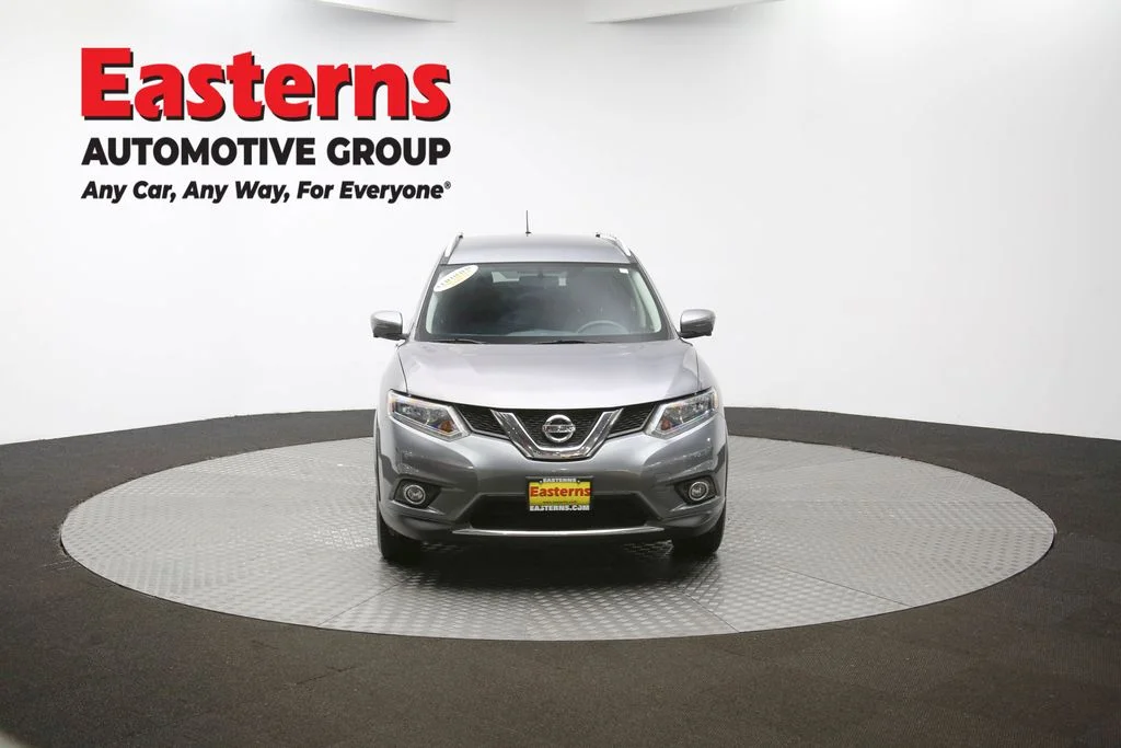 Used 2016 Gray Nissan SL image 50