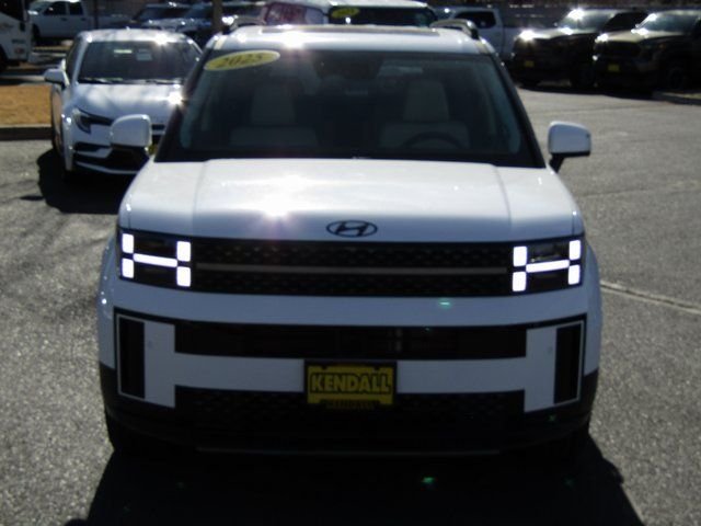 Used 2025 White Hyundai Calligraphy image 8
