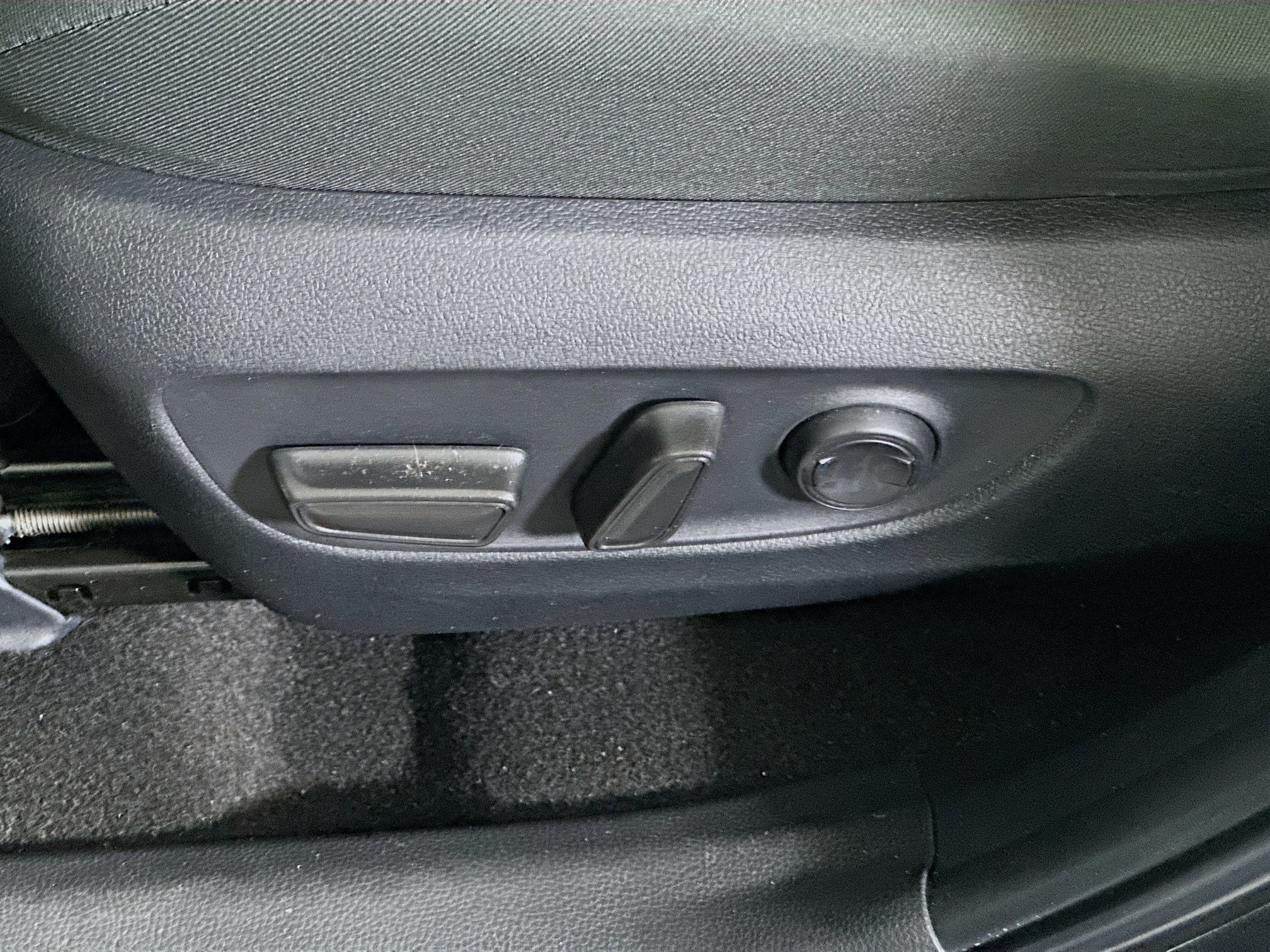 Used 2025 Magnetic Gray Metallic Toyota XLE image 13