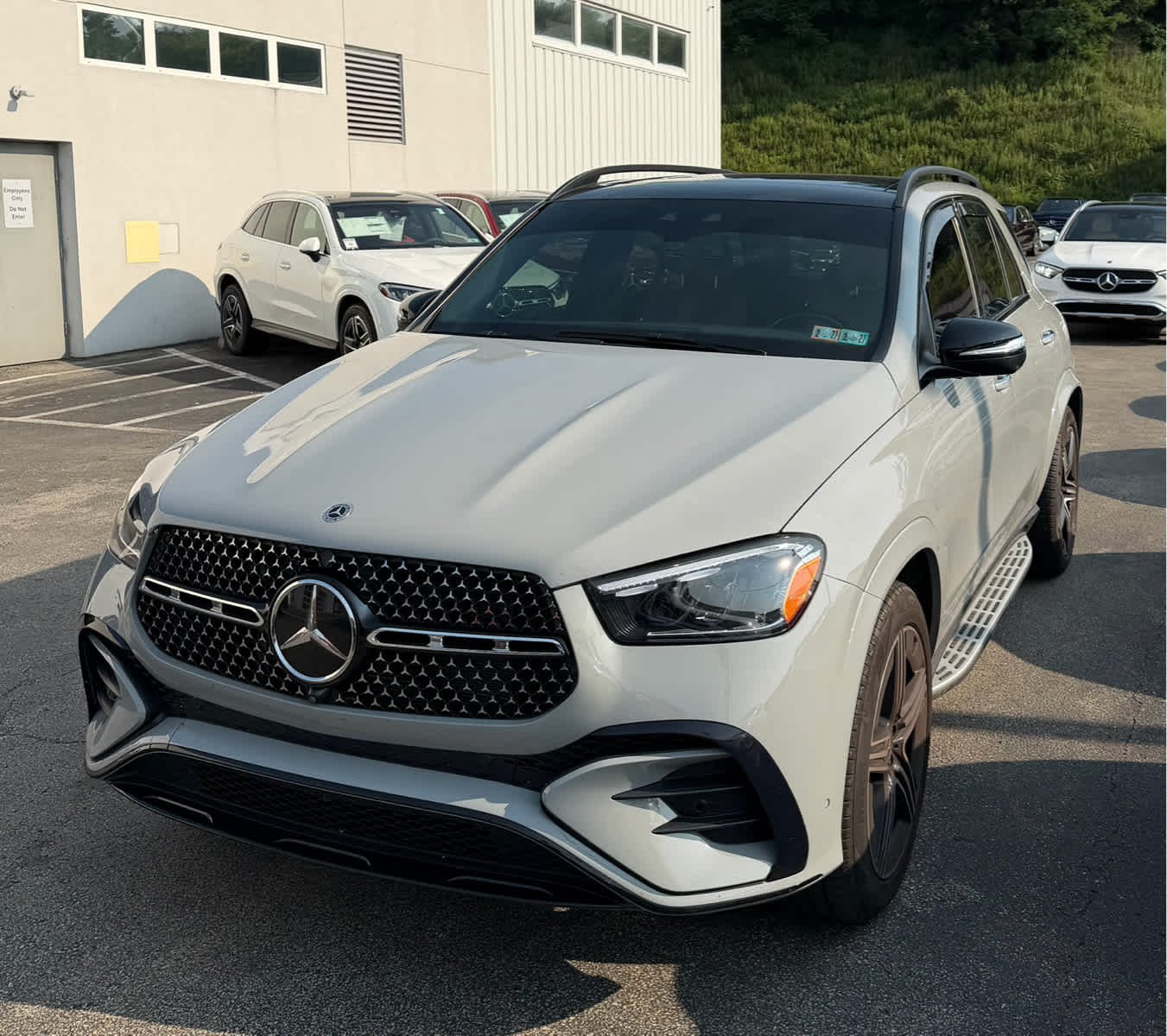 Used 2024 MANUFAKTUR Alpine Grey Mercedes-Benz GLE 450 image 2