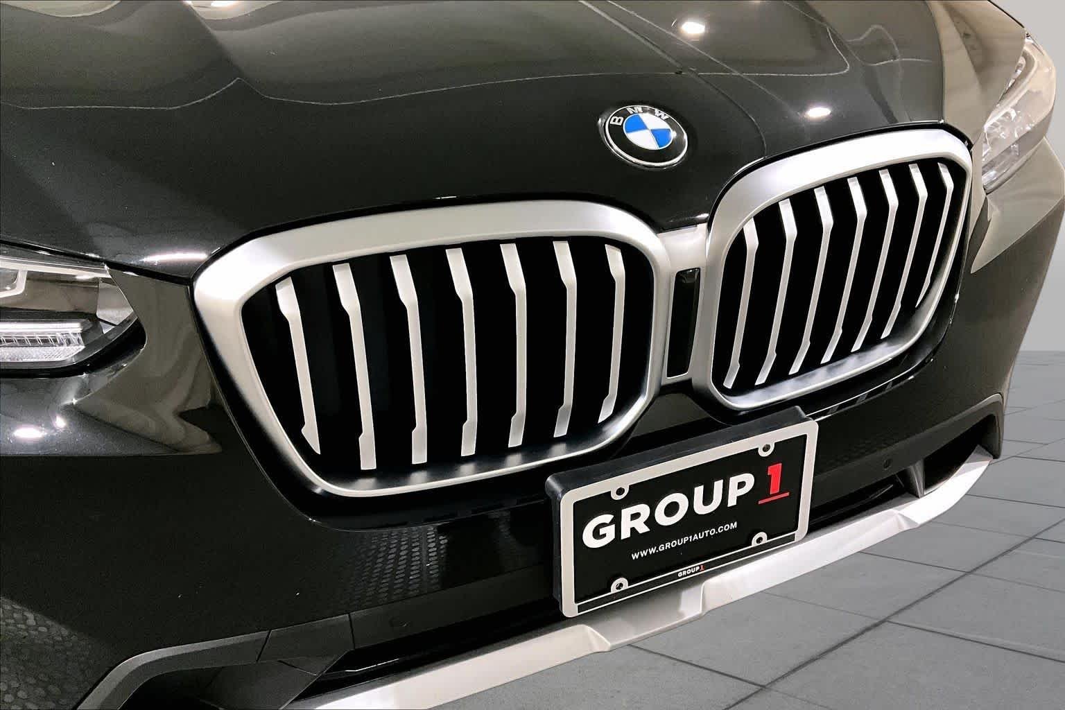 Certified Used 2024 Black Sapphire Metallic BMW xDrive30i image 31