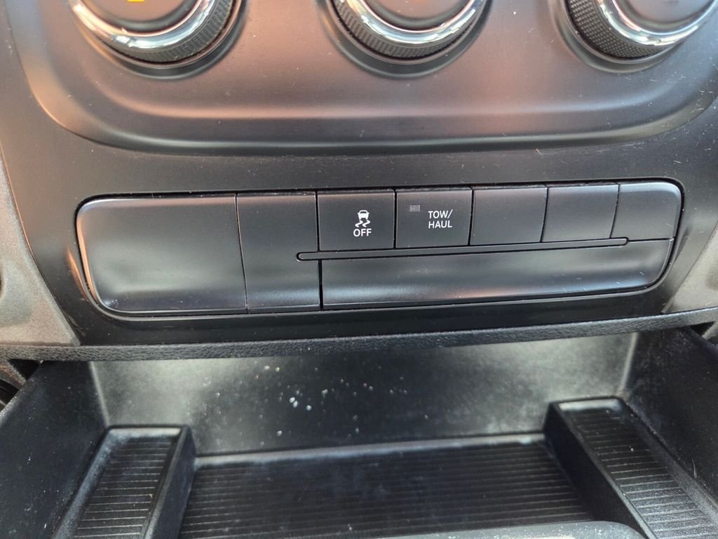 Used 2018 Silver Ram Express image 25
