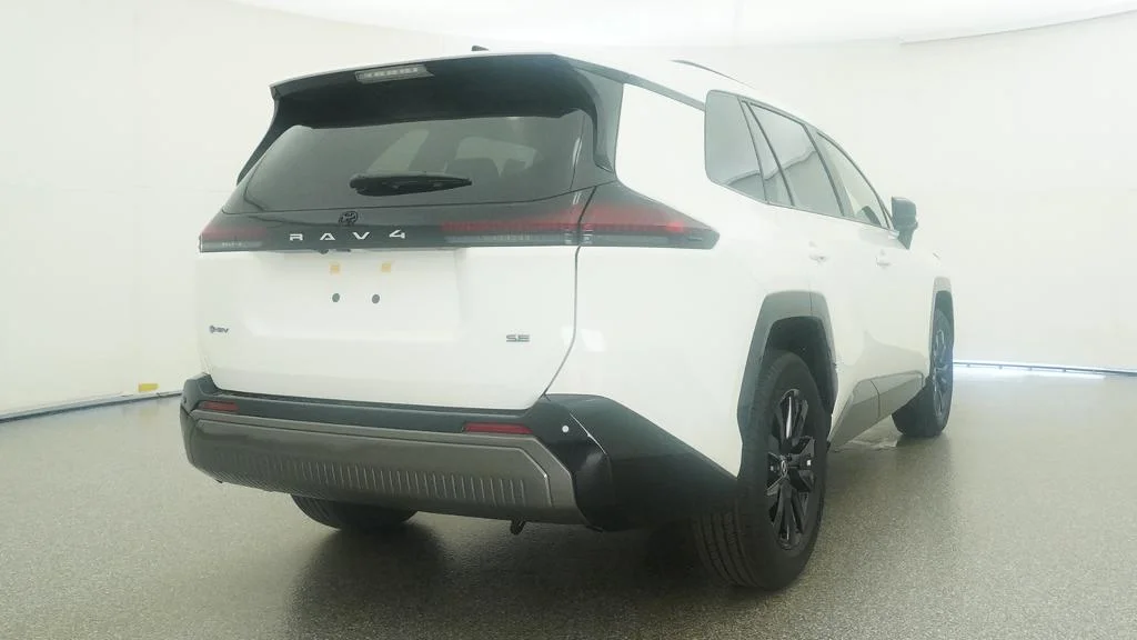 New 2026 Ice Cap Toyota SE image 21