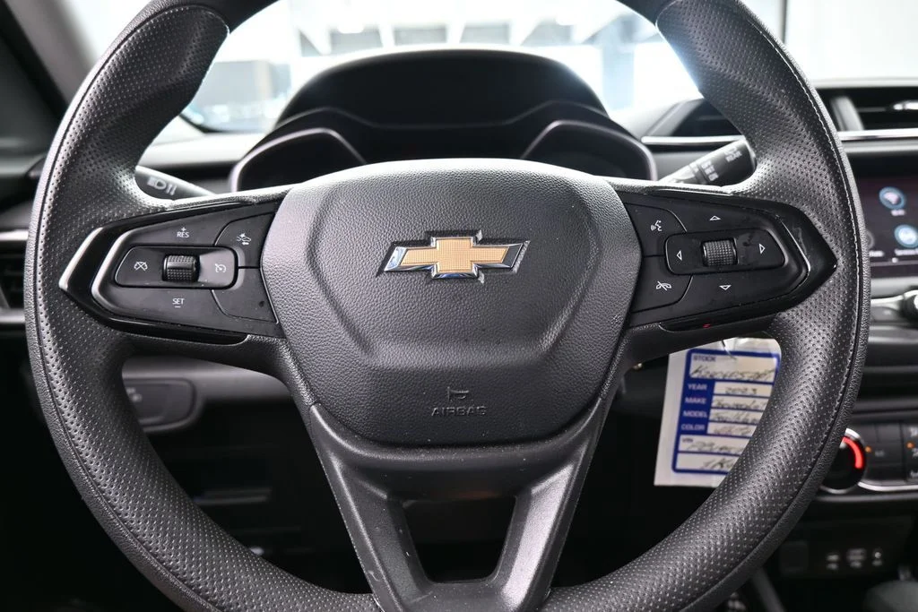 Used 2023 Summit White Chevrolet LS image 22