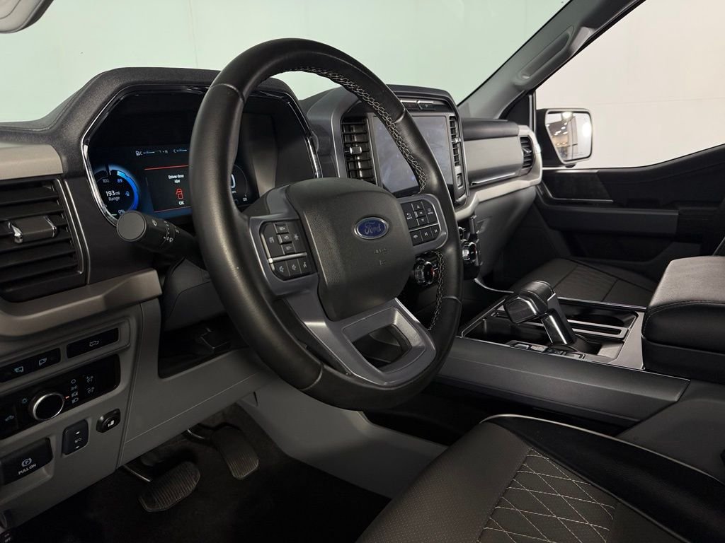 Used 2023 White Ford XLT image 22