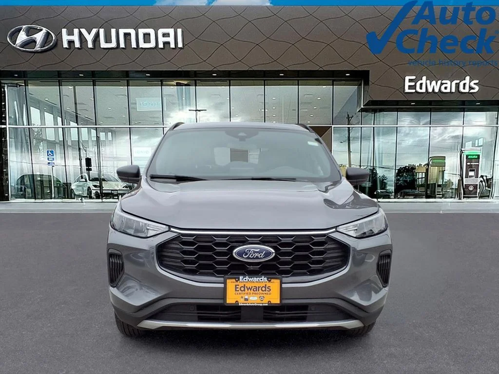 Used 2025 Gray Ford ST-Line image 10