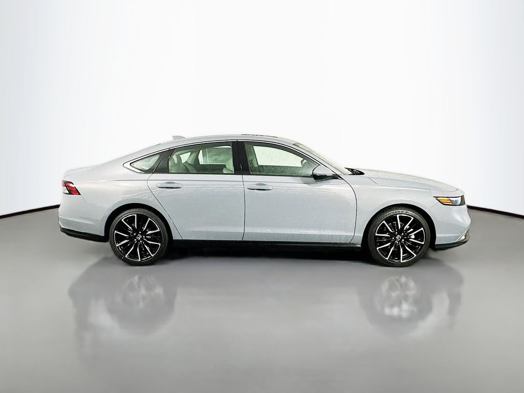 New 2026 Urban Gray Pearl Honda Touring image 8