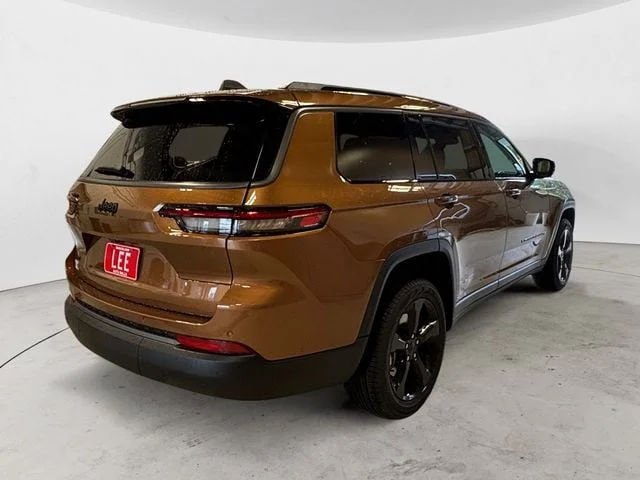 New 2026 Copper Shino Jeep LIMITED 4X4 image 6