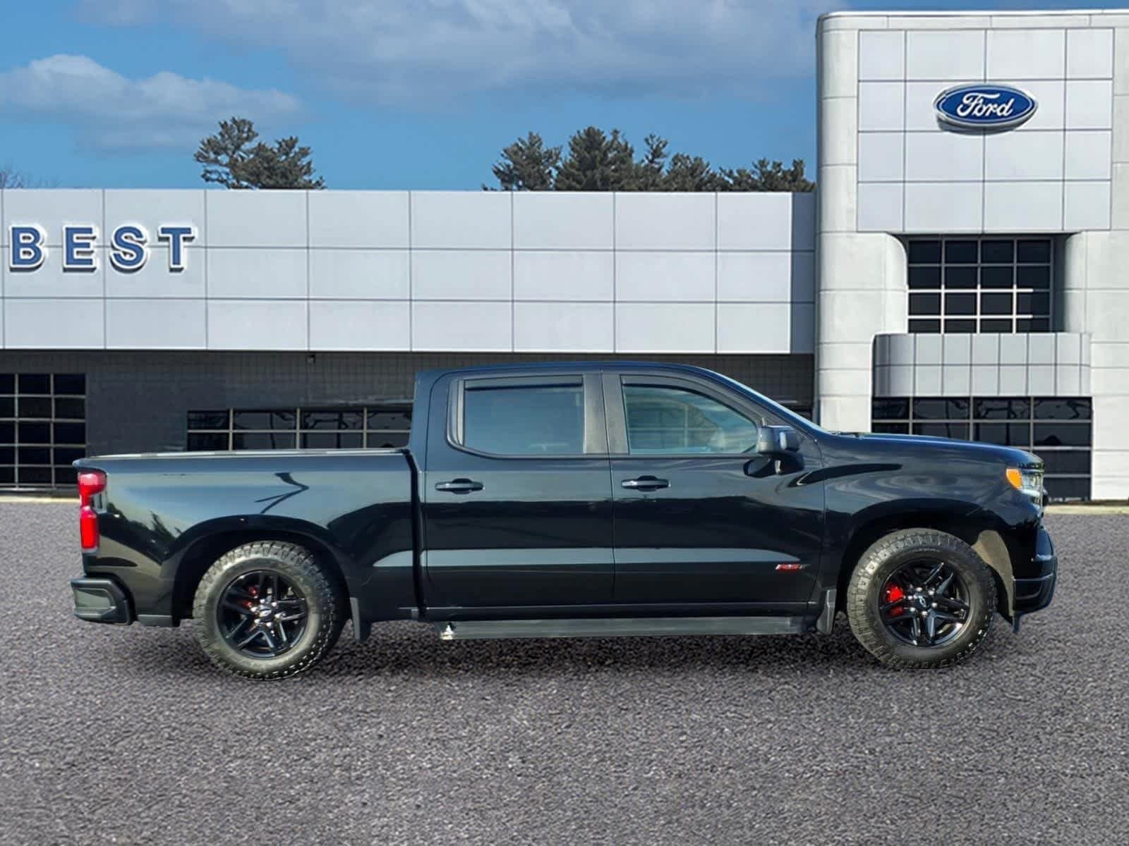Used 2022 Black Chevrolet RST image 8