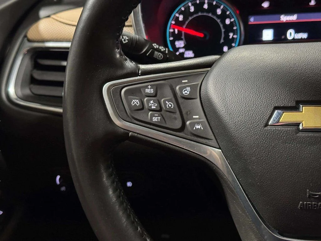 Used 2022 Mosaic Black Metallic Chevrolet Premier image 15