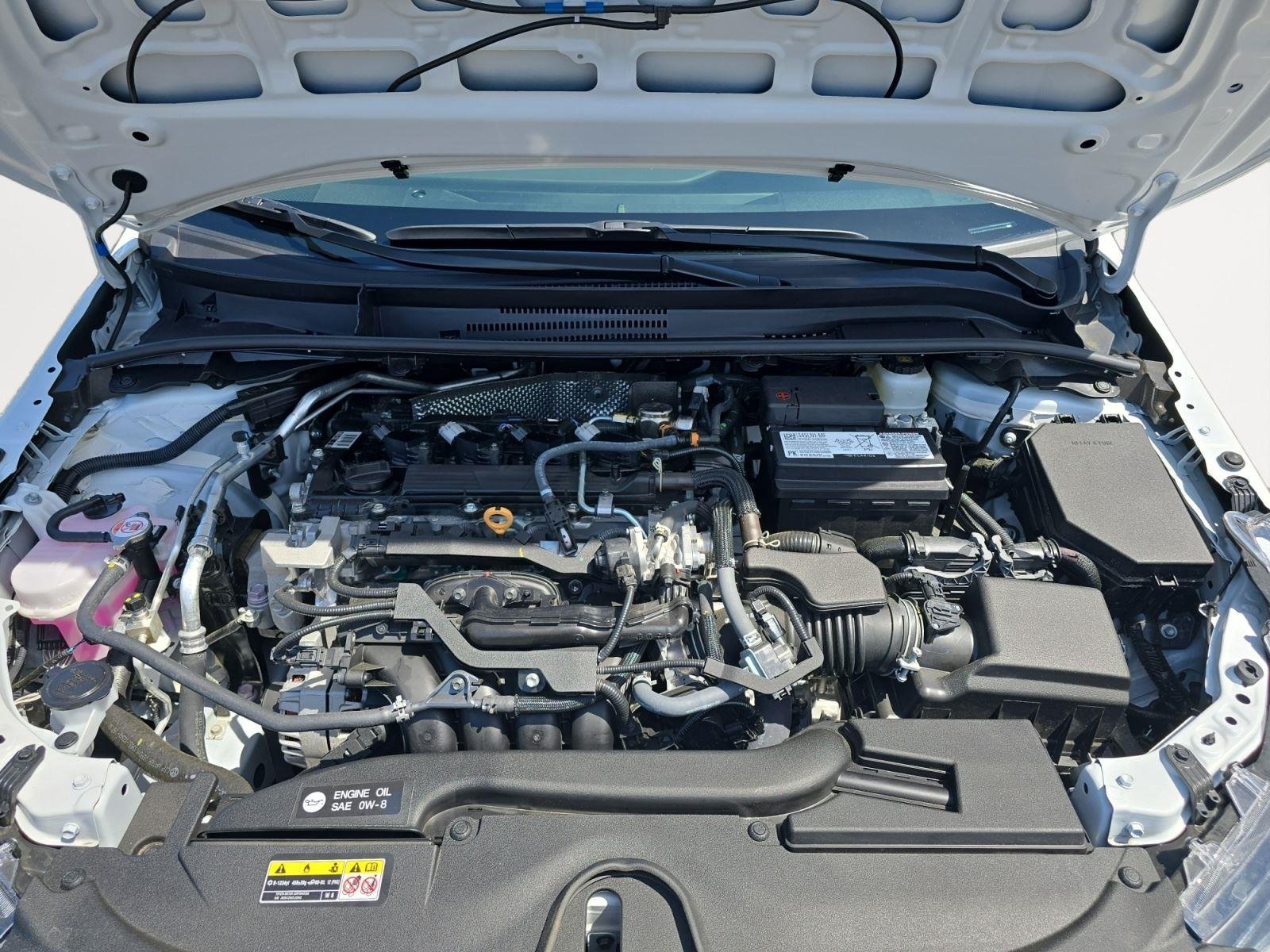 Used 2025 Ice Cap Toyota LE image 23