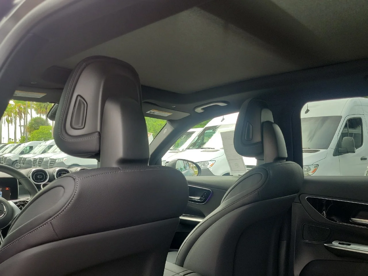 New 2027 MANUFAKTUR exclusive graphite grey magno Mercedes-Benz GLC 300 image 12