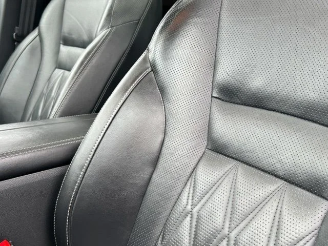 Used 2021 Gray Nissan Platinum image 39