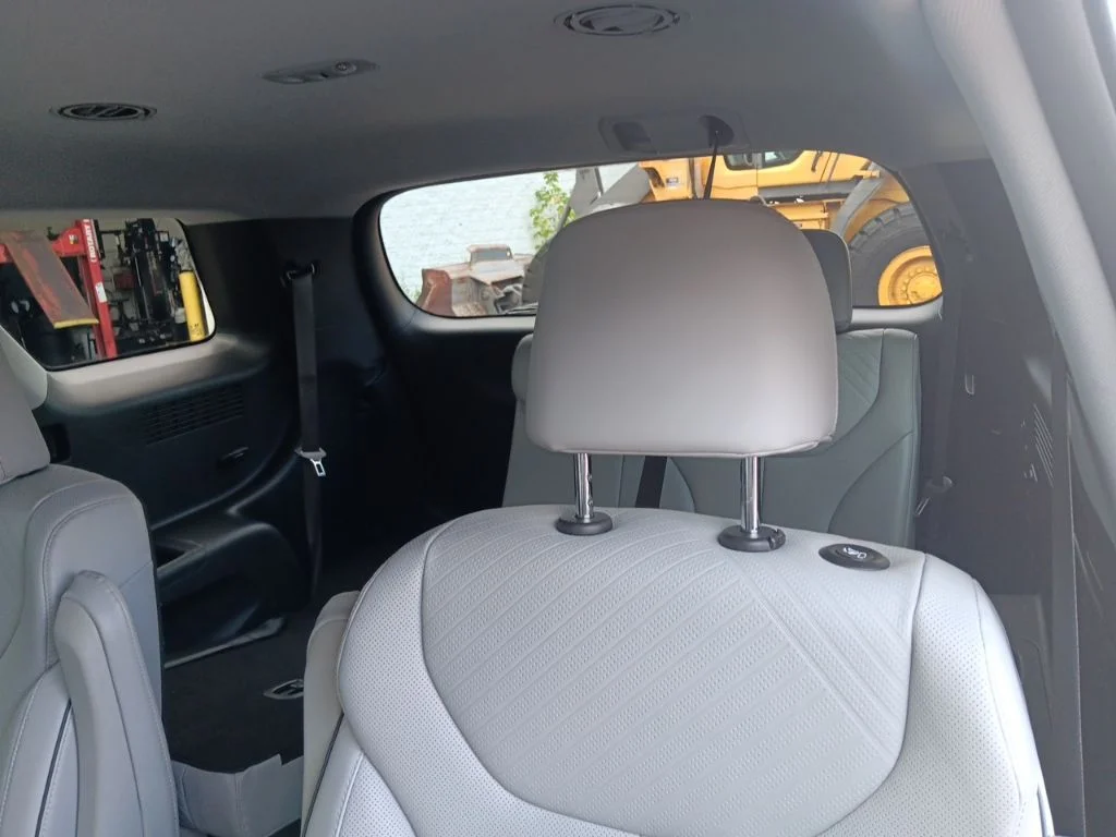 Used 2025 Typhoon Silver Hyundai SEL image 28