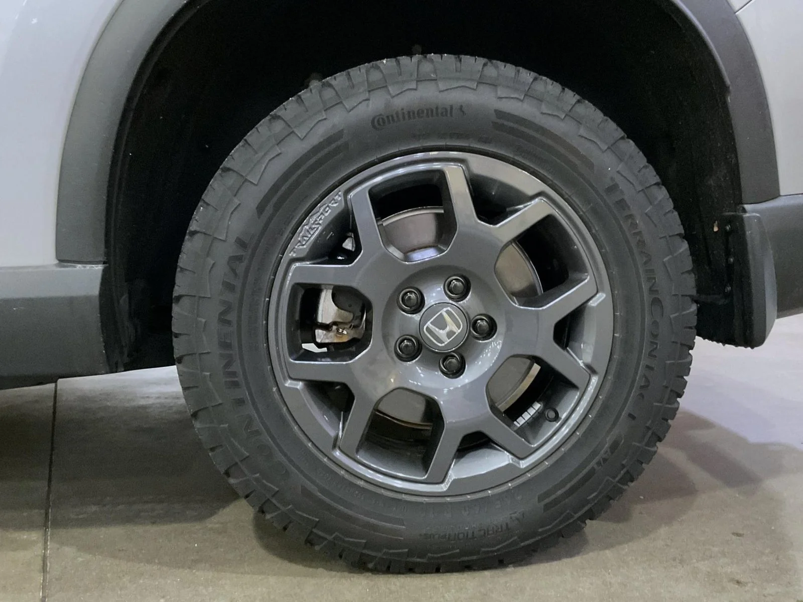 Certified Used 2025 Silver Honda TrailSport image 23